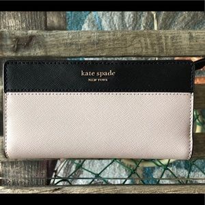 NWT Kate Spade Cameron Bifold Wallet Beige/Black